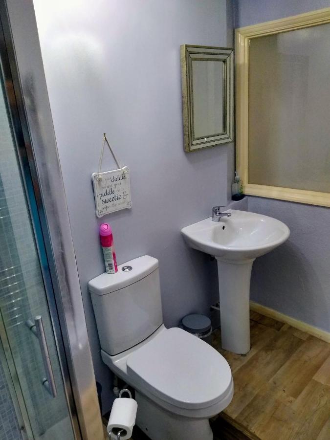 Reindeer Accomodation 사우스웰 외부 사진